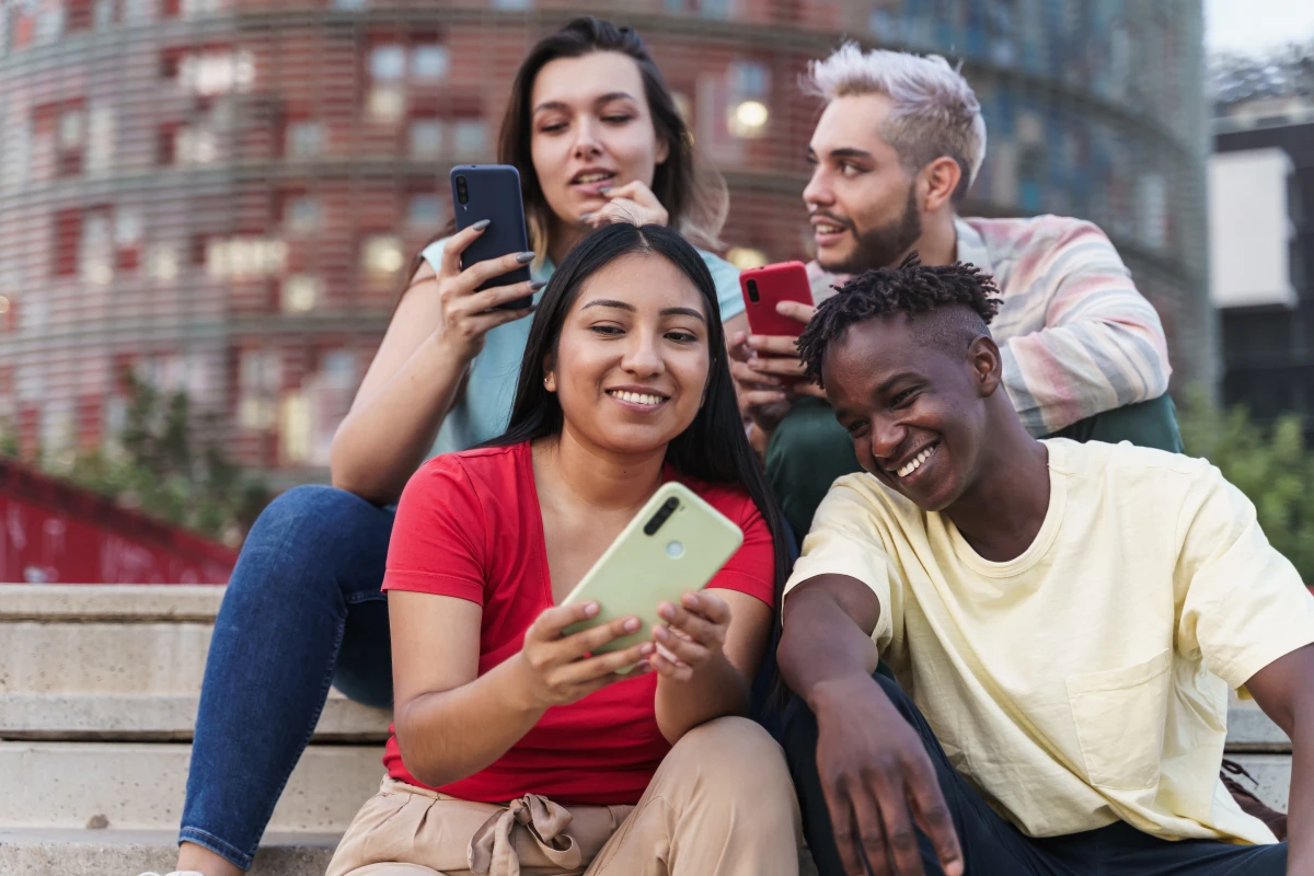 Instagram : Le Joyau Social de Meta et Son Influence sur l'Écosystème Numérique